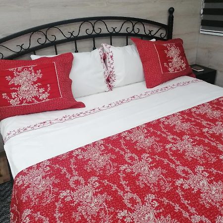 Onore Dell Amore Apartman Sa Djakuzijem Banja Koviljača Kültér fotó